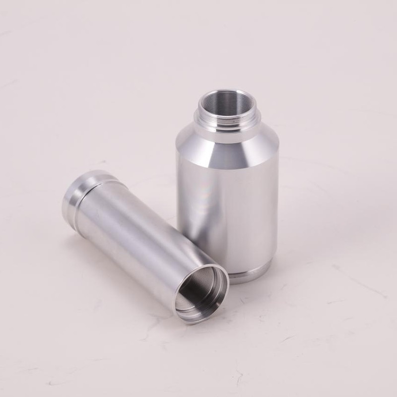 การประมวลผลชิ้นส่วนความแม่นยำของเครื่องกลึง CNC